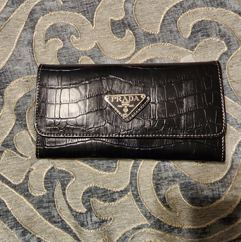 Prada wallet